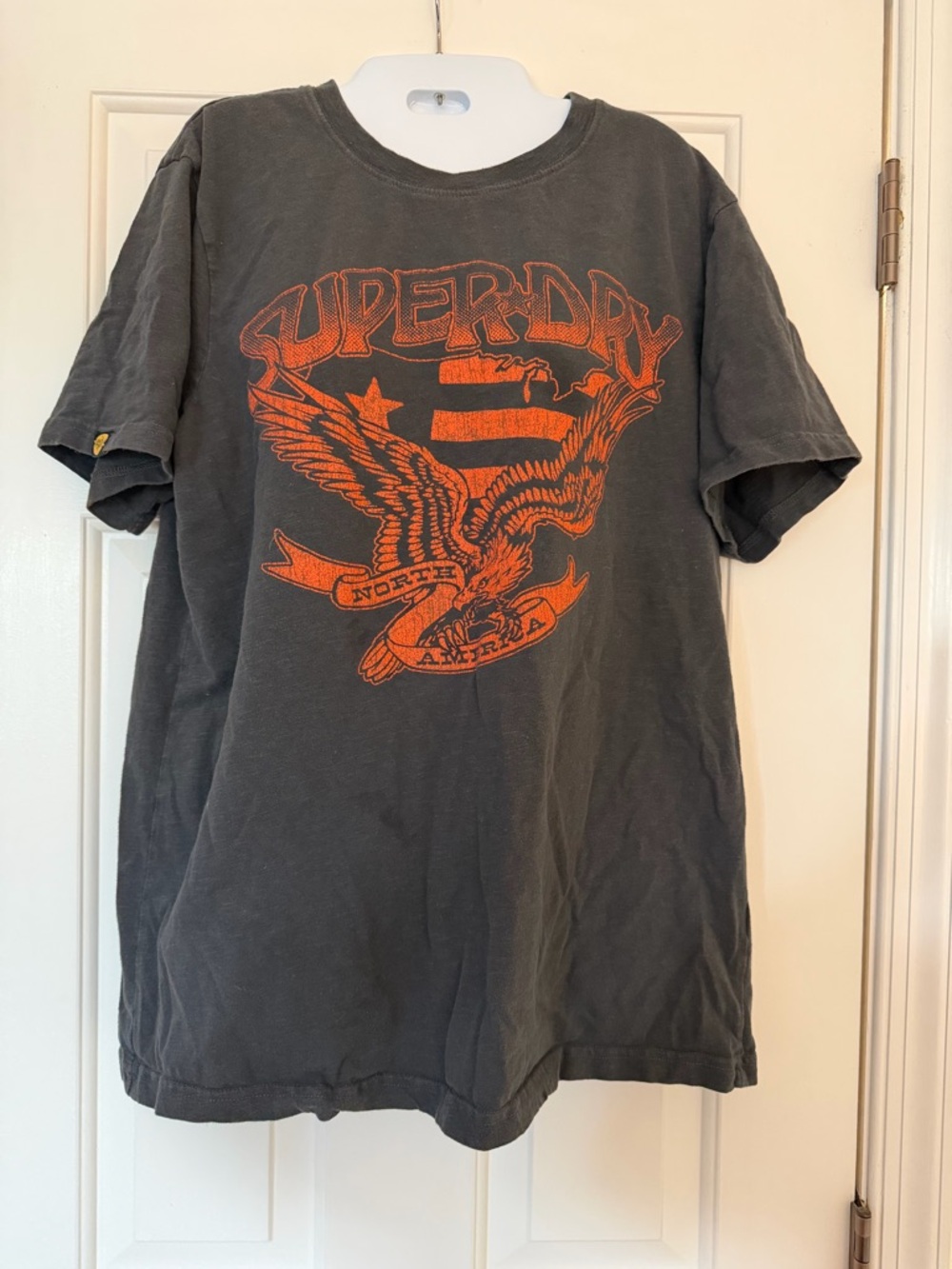 Superdry Graphic T-Shirt Eagle Logo “Sock It To Me” Black Orange XL